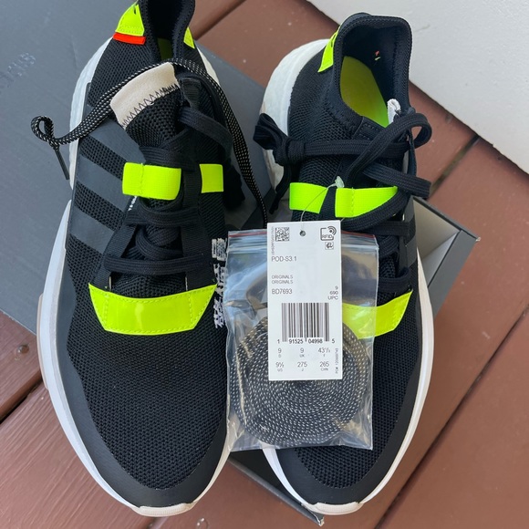 Sold!ADIDAS ORIGINALS REVIVES THE P.O.D. S3.1 WITH NEW MATERIALS AND COLORS - Picture 12 of 12